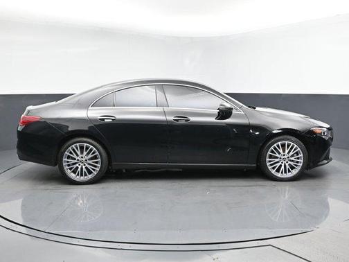 2022 Mercedes-Benz CLA 250 4MATIC