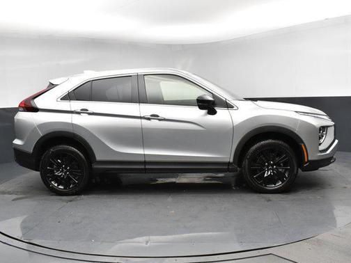2025 Mitsubishi Eclipse Cross LE