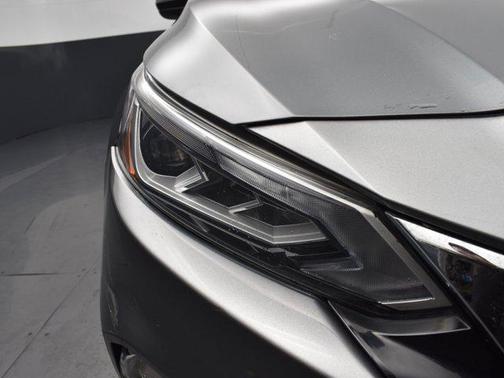 2020 Nissan Altima SR FWD