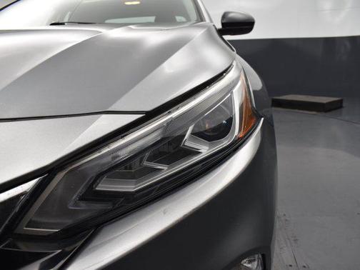 2020 Nissan Altima SR FWD