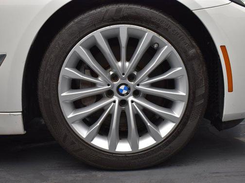 2021 BMW 530 xDrive
