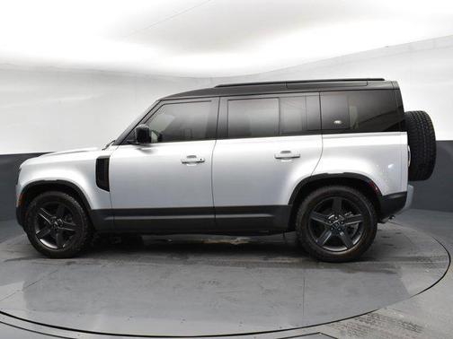 2022 Land Rover Defender 110 S