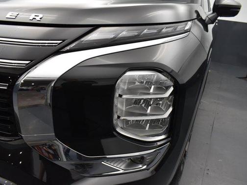 2025 Mitsubishi Outlander SE 2.5 2WD