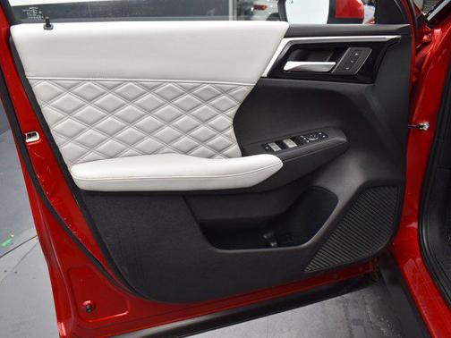 2023 Mitsubishi Outlander SEL