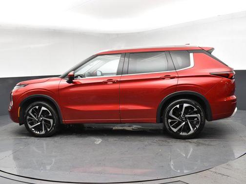2023 Mitsubishi Outlander SEL