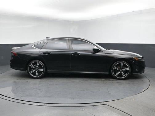 Crystal Black Pearl 2024 Honda Accord Hybrid Sport