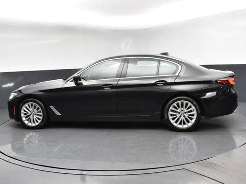 2022 BMW 530 i xDrive
