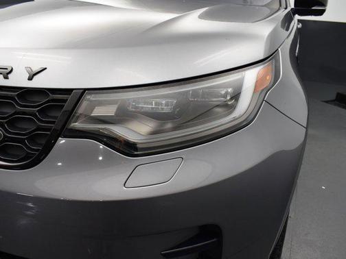 2021 Land Rover Discovery P300 S R-Dynamic