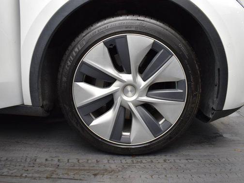 2020 Tesla Model Y Long Range Dual Motor All-Wheel Drive