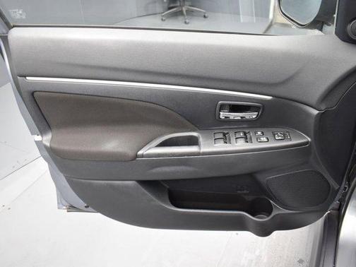 2011 Mitsubishi Outlander Sport SE