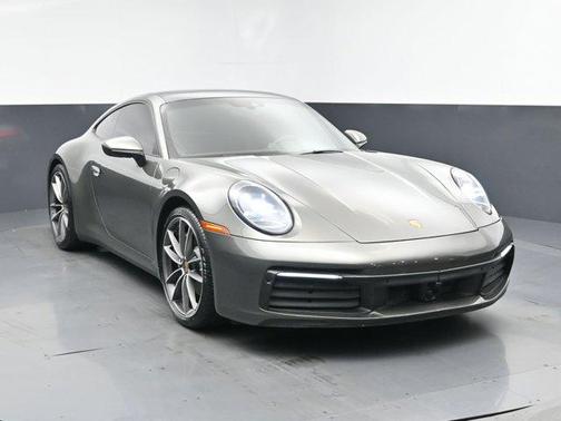 2022 Porsche 911 Carrera