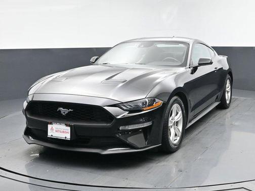 2022 Ford Mustang EcoBoost