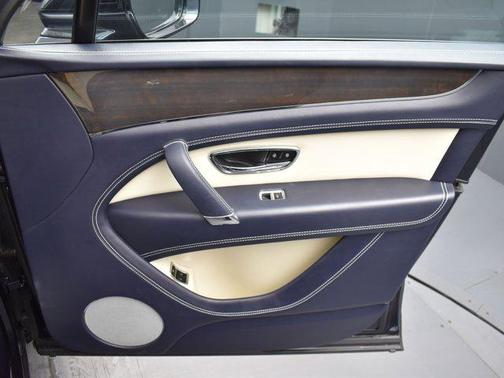 2019 Bentley Bentayga V8