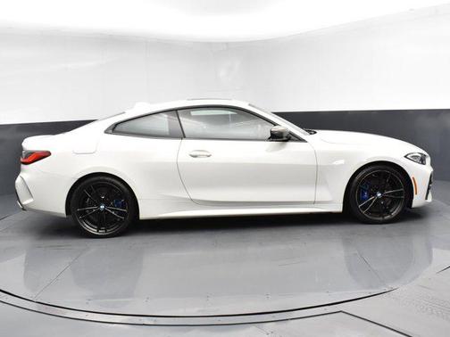 2022 BMW M440 i
