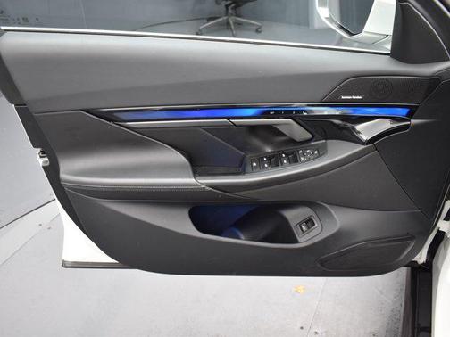 2024 BMW i5 eDrive40