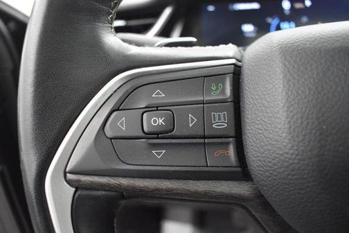 Diamond Black Crystal Pearlcoat 2022 Jeep Grand Cherokee Limited