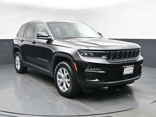 Diamond Black Crystal Pearlcoat 2022 Jeep Grand Cherokee Limited