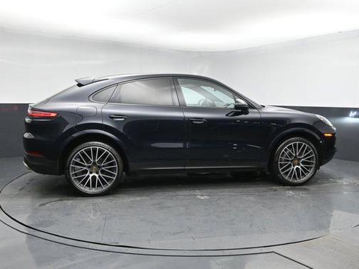 2022 Porsche Cayenne Cayenne