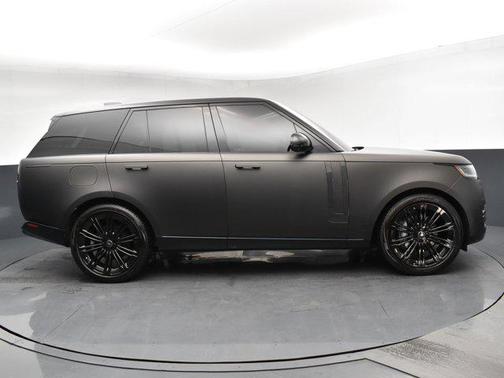 2023 Land Rover Range Rover P400 SE