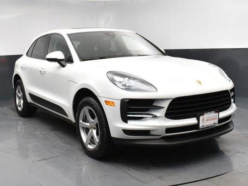 2021 Porsche Macan Base