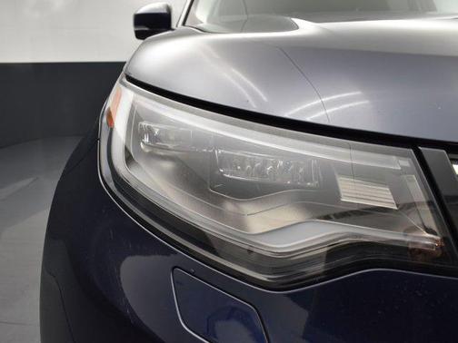 2023 Land Rover Discovery P300 S