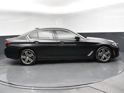 2022 BMW 530 i xDrive
