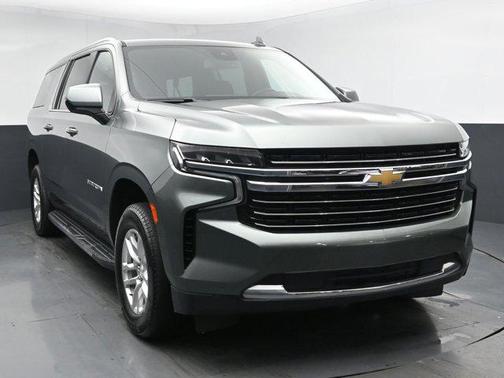 2023 Chevrolet Suburban LT