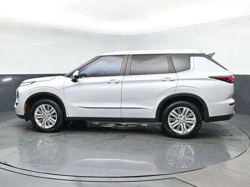 2022 Mitsubishi Outlander ES 2.5 S-AWC