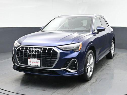 2021 Audi Q3 45 S line Premium