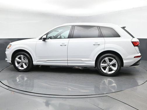 2021 Audi Q7 45 Premium