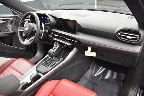 8 Ball 2024 Dodge Hornet R/T Plus EAWD