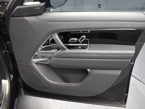 2023 Land Rover Range Rover P530 SE