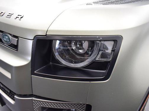 2023 Land Rover Defender 110 X-Dynamic SE