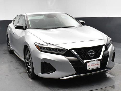 2023 Nissan Maxima SV Xtronic CVT
