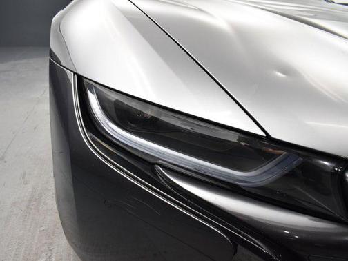 2019 BMW i8 Coupe