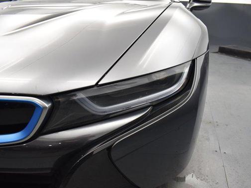2019 BMW i8 Coupe
