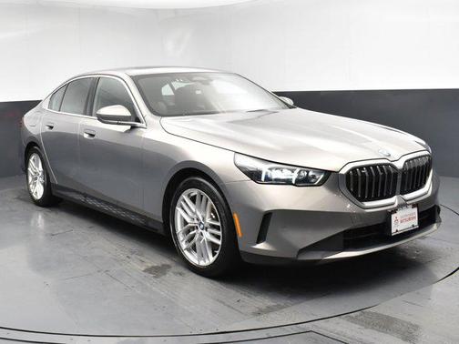 2024 BMW 530 i xDrive