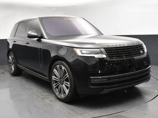 2023 Land Rover Range Rover P530 SE