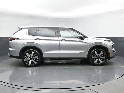 2026 Mitsubishi Outlander SE 1.5T S-AWC