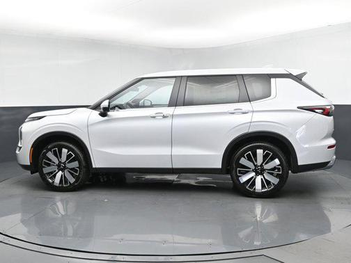 2025 Mitsubishi Outlander SE 2.5 2WD