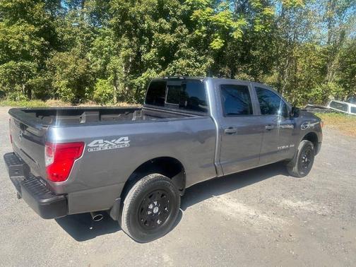 2017 Nissan Titan XD S