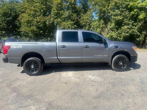 2017 Nissan Titan XD S