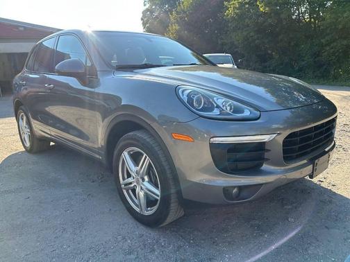 2016 Porsche Cayenne S
