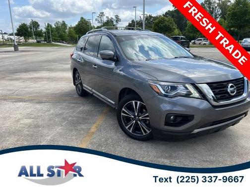 2017 Nissan Pathfinder Platinum