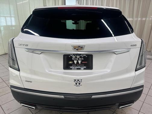 2020 Cadillac XT5 Sport