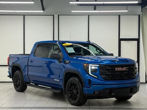 Dynamic Blue Metallic 2022 GMC Sierra 1500 Elevation