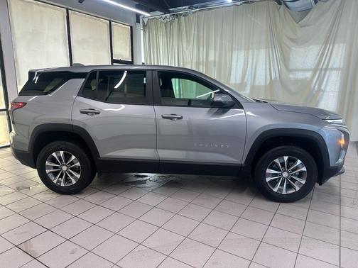 Sterling Gray Metallic 2026 Chevrolet Equinox 1LT