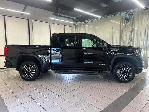 Onyx Black 2026 GMC Sierra 1500 AT4