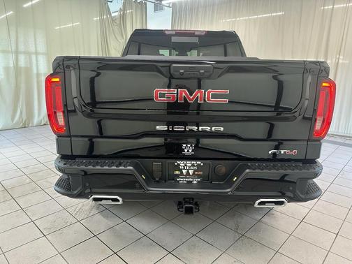 Onyx Black 2026 GMC Sierra 1500 AT4