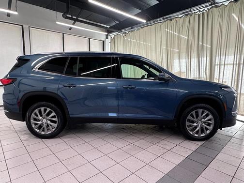 2025 Buick Enclave Preferred FWD